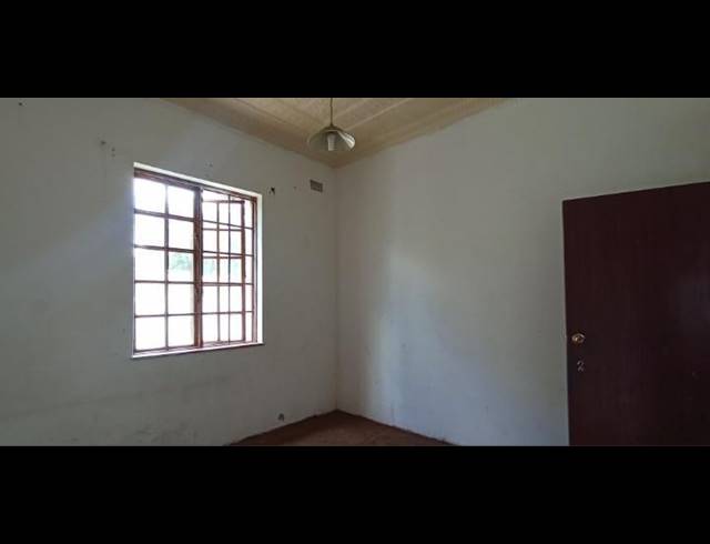 7 BEDROOM HOUSE FOR SALE IN KENSINGTON